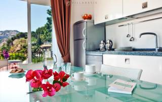 Ambassador Suite - Taormina Waterfront Penthouse - Kitchen