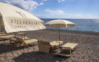 Umbrella and deck chairs - Taormina Waterfront Penthouse